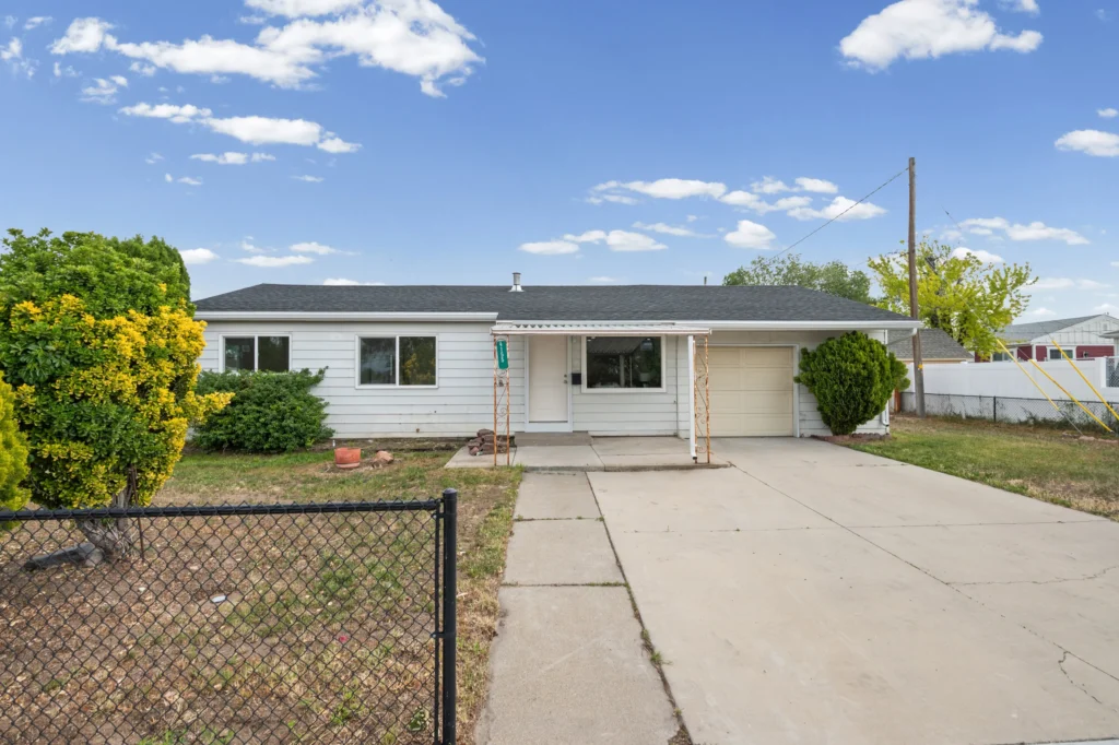 4155 W 4715 S Kearns, UT 84118